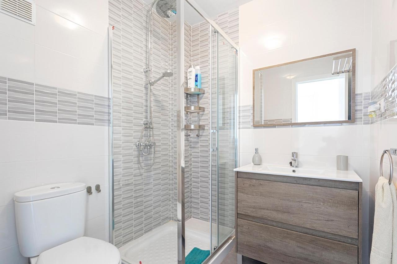 Atico Frente Al Mar - Vistas, Piscina, Terrazas, Parking! Apartment Беналмадена Екстериор снимка